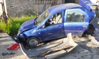 ACCIDENT GRAV în Cluj: Sunt implicate două autoturisme, un microbuz şi o autoutilitară