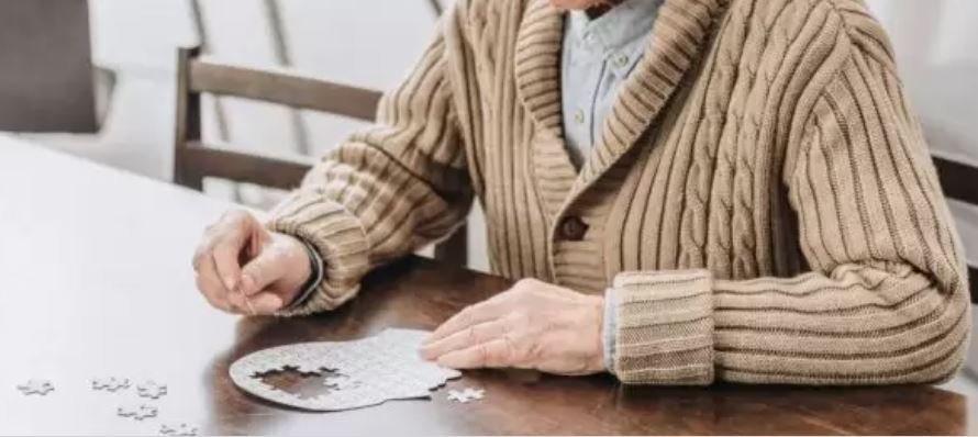 Prima tabără dedicată pacienților cu Alzheimer va fi organizată la Cluj/ Cameră senzorială pentru pacienți cu diferite forme de demență
