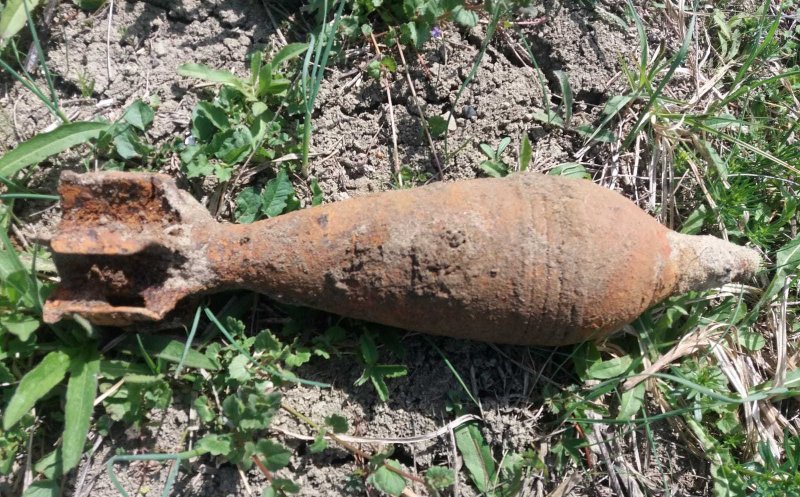 Bombă neexplodată, găsită în Feleacu. Intervin pirotehniștii ISU Cluj