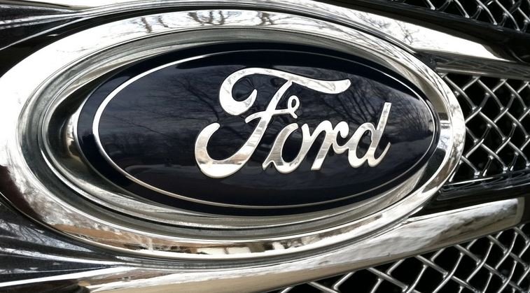 Alertă la Ford! Risc de aprindere a motoarelor. Dealerii recheamă sute de mii de mașini