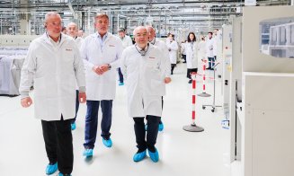 Premierul Ciucă și-a continuat vizita în Cluj la fabrica Bosch și la Terapia