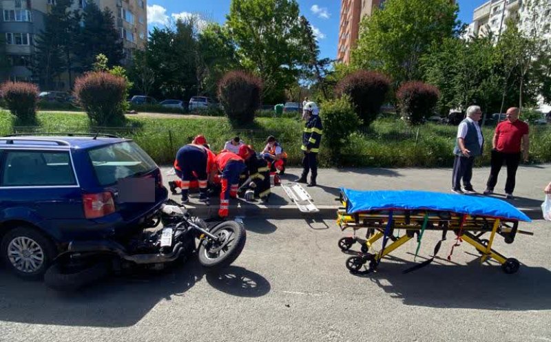 Cluj: Motociclist rănit grav în urma unui accident cu o mașină, în Mănăștur