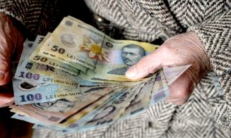 Pensionarii cu venituri sub 2000 lei primesc de la guvern 700 de lei, începând cu 1 iulie