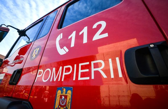CADAVRUL unui bărbat din Cluj scos dintr-un cămin de apă înainte de a ajunge salvatorii