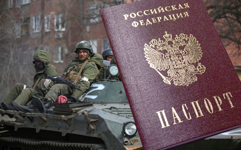 Putin le face forțat pașapoarte rusești ucrainenilor din regiunile ocupate
