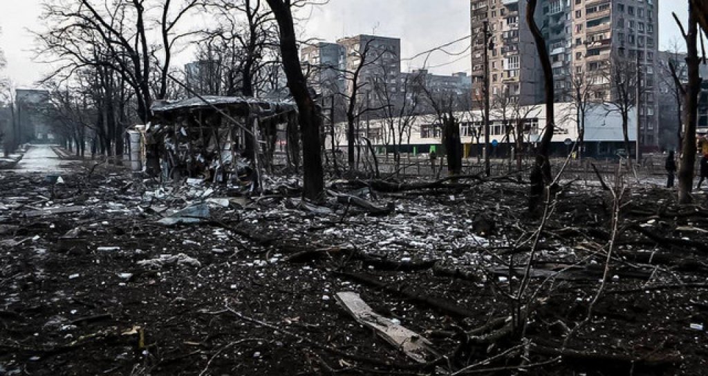 Rușii bombardează 40 de orașe în Donbas. 8.000 de soldați ucraineni sunt ținuți prizonieri