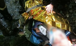 Accident Cluj: Motociclist căzut într-o râpă în Răchițele/ UPDATE: Doi motocicliști germani răniți. S-a solicitat elicopterul SMURD
