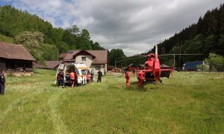 Accident Cluj: Motociclist căzut într-o râpă în Răchițele/ UPDATE: Doi motocicliști germani răniți. S-a solicitat elicopterul SMURD