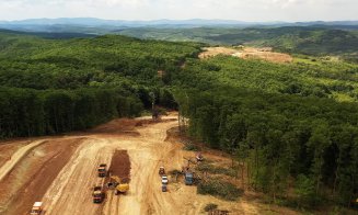 Noi IMAGINI de pe A3 Nădăşelu-Zimbor-Poarta Sălajului. "Progresul este vizibil la fiecare 7-10 zile. Din păcate, poezia se oprește aici"