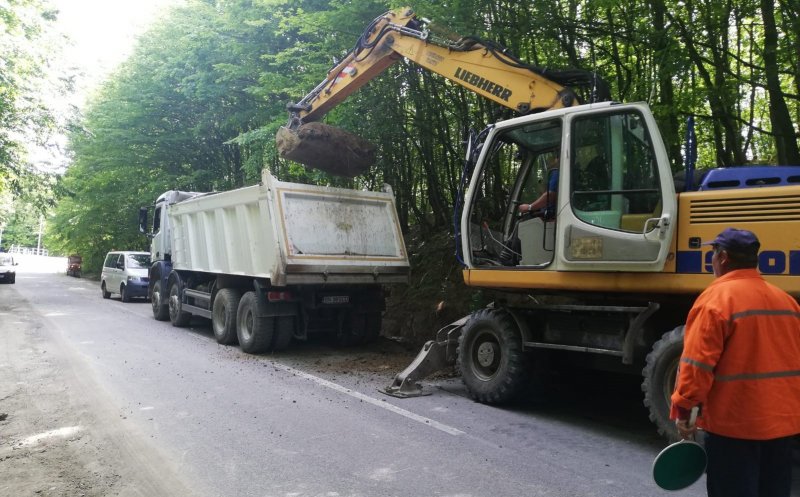 S-au pus pe treabă! Se modernizează un nou drum județean important din Cluj