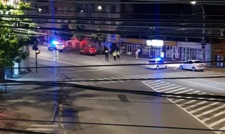 Studentul lovit de mașină în Piața Mihai Viteazu este în comă și are nevoie urgentă de sânge