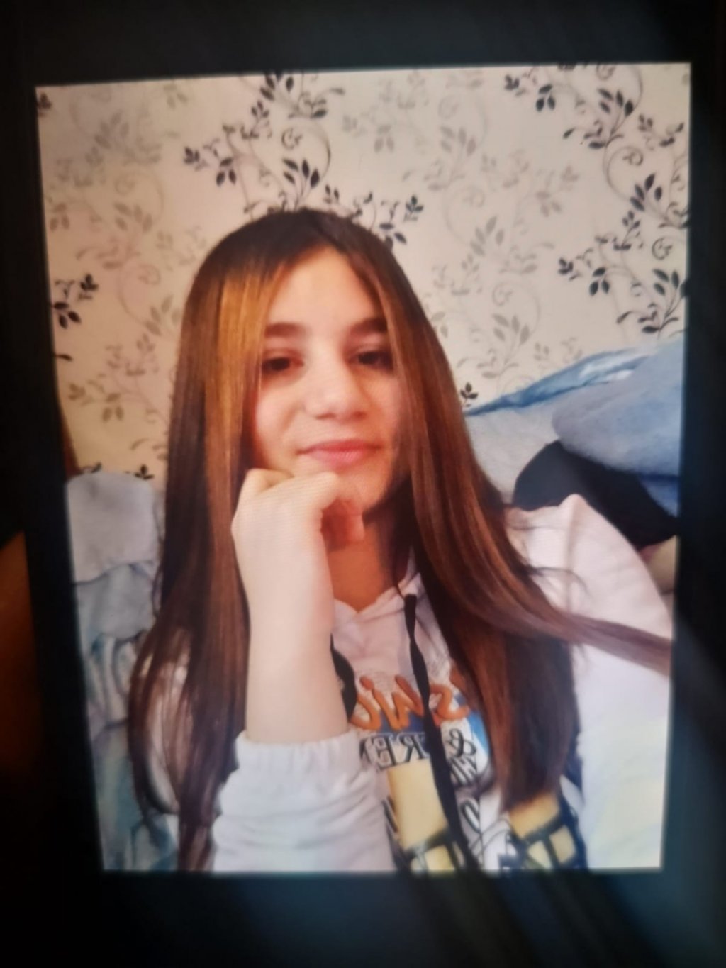 Minoră de 12 ani DISPĂRUTĂ de acasă. Apelați 112 dacă AȚI VĂZUT-O!