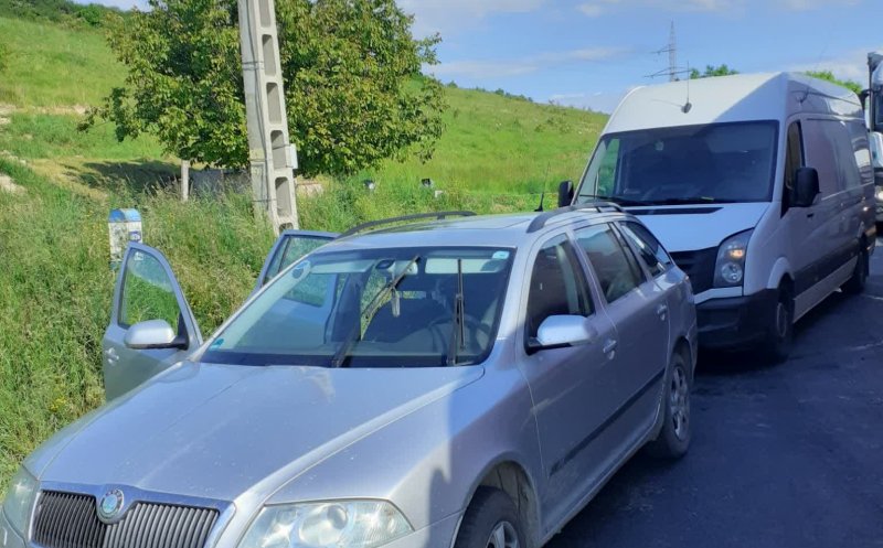 ACCIDENT în Cluj: Au fost implicate un autoturism și o autoutilitară