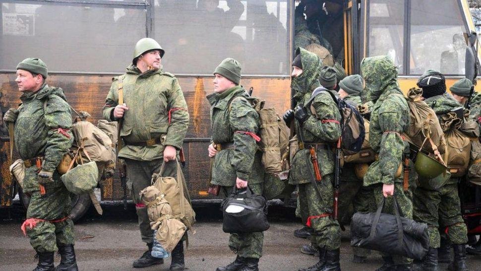 Soldații din armata lui Putin se plâng că fac foamea pe frontul din Ucraina