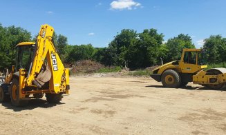 S-au reluat lucrările la Bazinul Didactic de Înot de la Câmpia Turzii