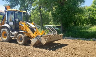 S-au reluat lucrările la Bazinul Didactic de Înot de la Câmpia Turzii