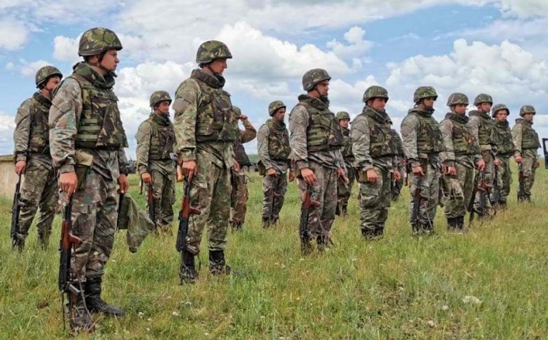 Românii nu se înghesuie să fie rezervişti voluntari în Armată. Până când mai pot depune dosarele
