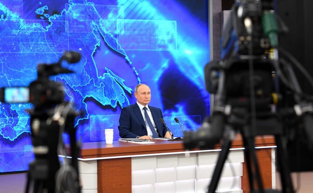 Vladimir Putin NU va răspunde la întrebările poporului. „Linia directă”, amânată