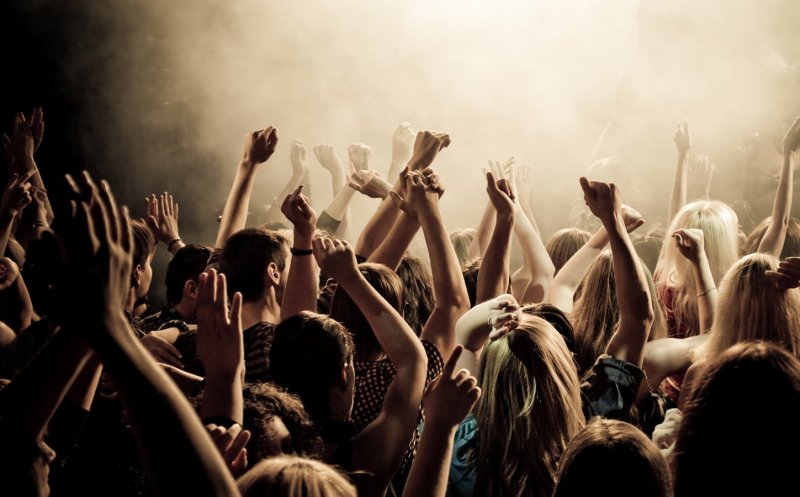 Bode, după tragedia de la Saga: Suntem conştienţi că nu am făcut destul/ Pregătiri la MAI pentru festivalurile de la Cluj