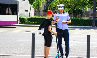Campanie în trafic la Cluj-Napoca. Trotinetiștii și bicicliștii, trași pe dreapta de polițiști