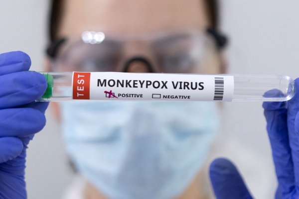 DOSAR PENAL pentru primul pacient român diagnosticat cu variola maimuţei