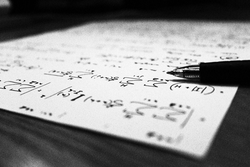Evaluare Națională 2022. Ce subiecte au primit elevii la Matematică/ Aproape 200 de elevi din Cluj nu s-au prezentat la examen
