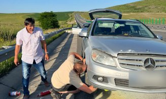 O mașină a luat foc pe Autostrada A3. Nu subestimați valoarea stingătoarelor din kitul de siguranţă al maşinii