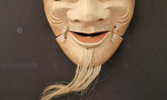 Măștile japoneze expuse la Sibiu în cadrul Festivalului Internațional de Teatru. Vezi cum arată cele 40 de fețe