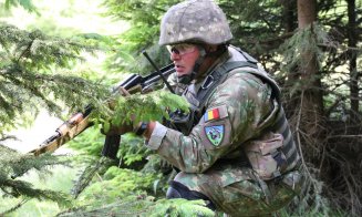 Chiar dacă e război la doi pași de noi, românii se înghesuie să se angajeze în Armată