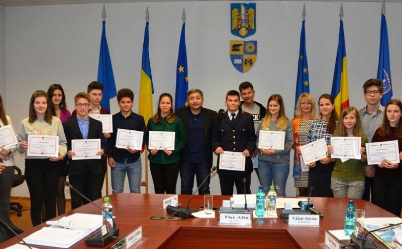 Elevii de 10 ai Clujului vor fi premiați de Consiliul Județean