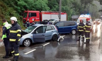 Accident MORTAL la Cluj! O tânără de doar 21 de ani a decedat / Alte trei persoane au ajuns la spital