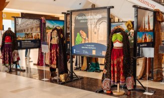 Frumusețea artei textile indiene, într-o expoziţie plină de exotism şi culoare, la Iulius Mall Cluj