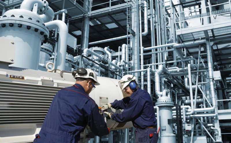 Industria merge bine după prima jumătate a lui 2022. Afaceri pe plus cu aproape 30%