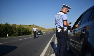 Drogați și băuți la volan în drum spre Electric Castle. Peste 20 de permise au fost reținute. Amenzi de 41.000 de lei