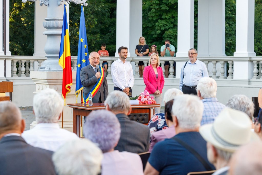 51 de cupluri clujene, care sărbătoresc nunta de aur, au fost premiate
