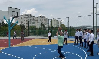 Baza Sportivă „La Terenuri” din Mănăștur la deschiderea oficială. Boc: Aici putem găsi viitorii campioni ai sportului/Vom mai face încă 2 baze