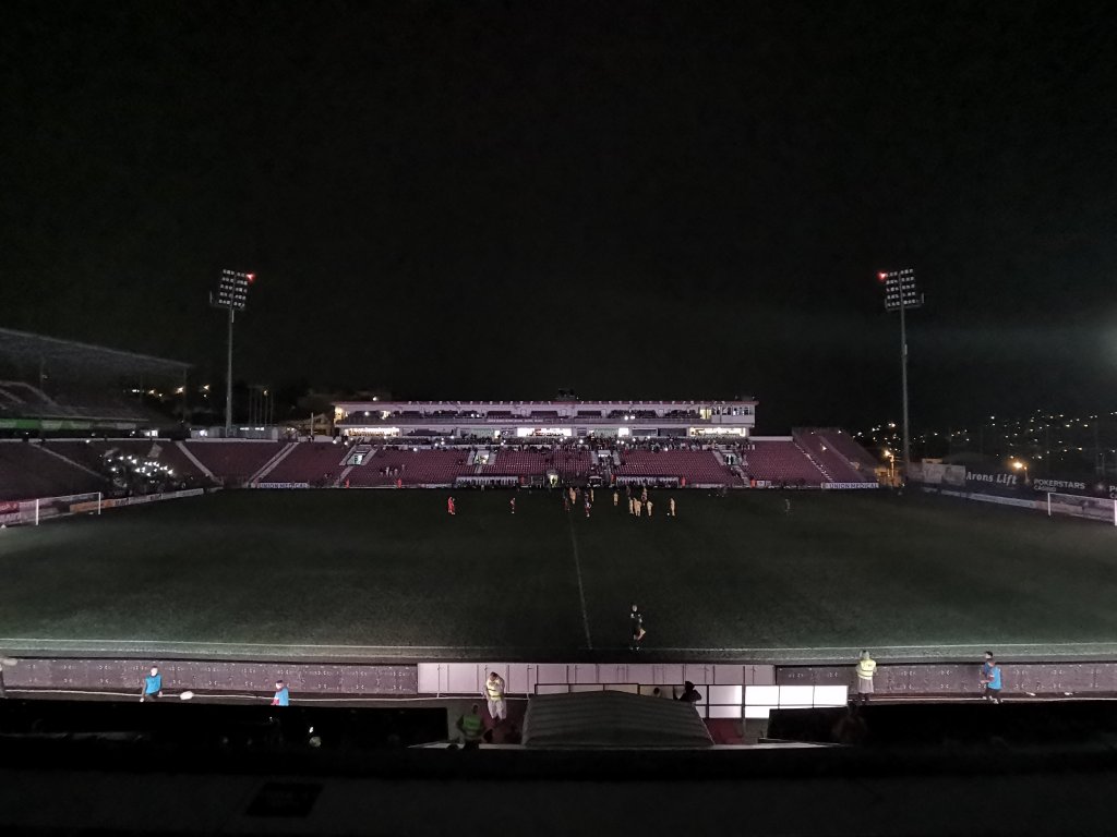 Probleme în Gruia. Jucătorii au rămas în beznă la meciul CFR Cluj - CS Mioveni