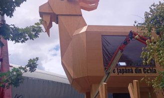 Armata UNTOLD a cucerit Clujul. Peste 15.000 de oameni montează scenele festivalului
