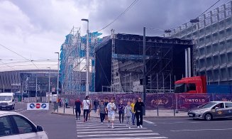 Armata UNTOLD a cucerit Clujul. Peste 15.000 de oameni montează scenele festivalului