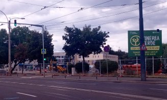 IMAGINI cu șantierul de la Sala Sporturilor din Cluj-Napoca. "De ce ne filmaţi?"/ "Să vadă lumea dacă munciţi"