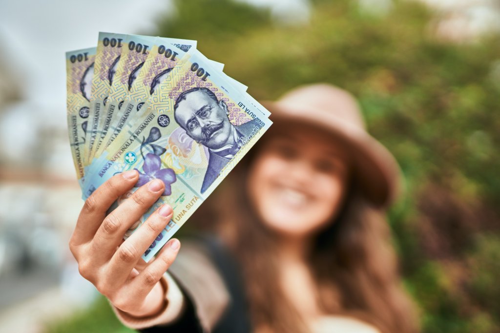 200.000 de lei pentru românii din străinătate care se întorc în țară să își facă o afacere
