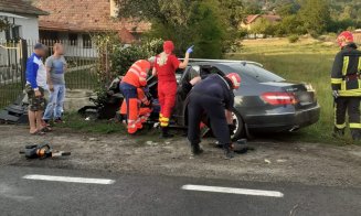 ACCIDENT GRAV la Negreni: Au intervenit descarcerarea și elicopterul SMURD