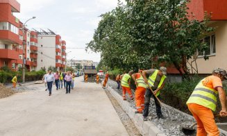 Marea demolare de garaje în Cluj. Boc, vizită de lucru în Mărăști. Peste 1.500 de garaje au fost desființate, urmează alte 600 până la final de an