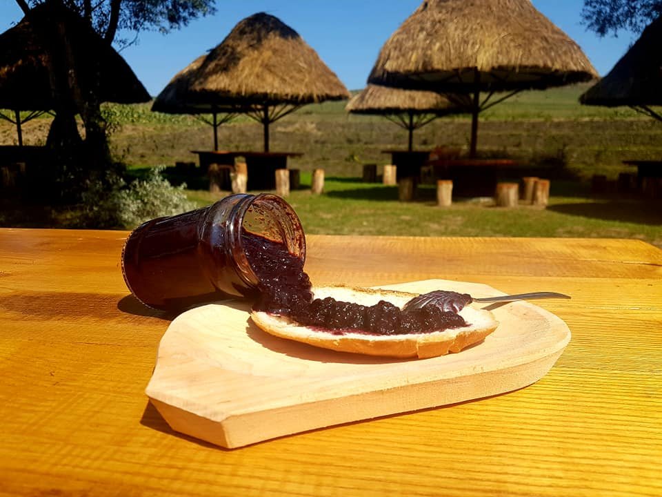 Producător de sirop și dulcețuri din Cluj: Diversificați producția, vă scapă de pierderile din marfa nevândută