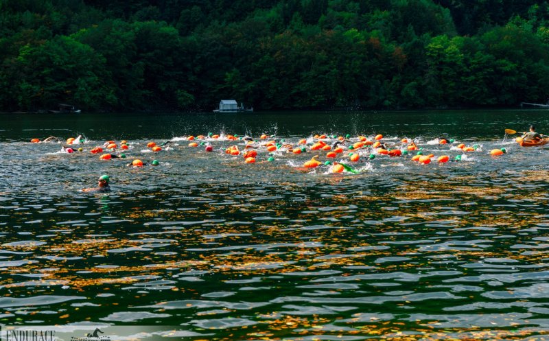 ENDURACE Triathlon & Swimming la Beliș. Sunt așteptați peste 100 de atleți / Restricții auto