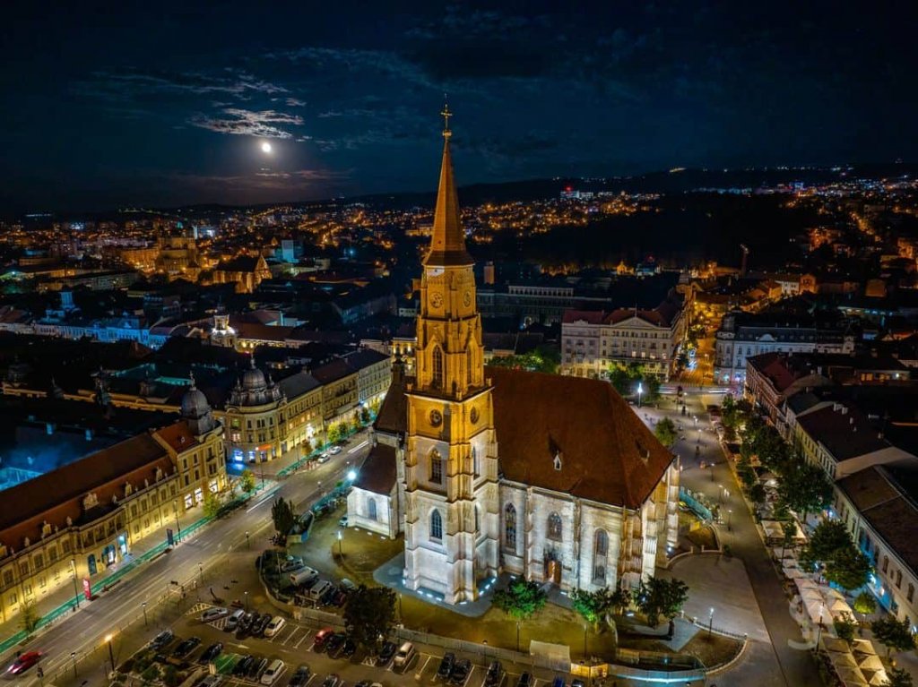 Care sunt regulile pentru a urca în TURNUL bisericii Sf. Mihail / Programul de luni, 15 august 2022, la Zilele Maghiare