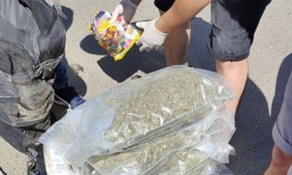 11 kilograme de DROGURI la percheziţii în Cluj şi Bistriţa-Năsăud. În 12 locații au descins MASCAȚII