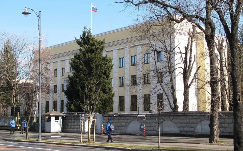 Reprezentant al Ambasadei Rusiei, declarat persona non grata și expulzat din România