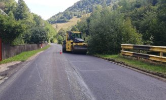 Reparații pe un drum turistic din Cluj. Se va turna și asfalt