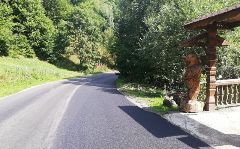 Reparații pe un drum turistic din Cluj. Se va turna și asfalt